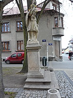 Socha u Hradecké brány v Třeboni | Kapličky Třeboňsko | MAS Třeboňsko