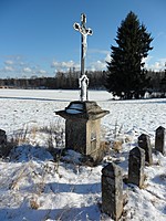 Kříž na louce mezi Chlumem a Staňkovem | Kapličky Třeboňsko | MAS Třeboňsko