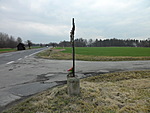 Křížek u hlavní silnice u odbočky na Rožmberk | Kapličky Třeboňsko | MAS Třeboňsko