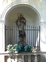 Výklenková kaplička sv. Jana Nepomuckého v Dolní Pěně | Kapličky Třeboňsko | MAS Třeboňsko Výklenková kaplička sv. Jana Nepomuckého v Dolní Pěně | Kapličky Třeboňsko | MAS Třeboňsko
