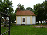 Návesní kaple sv. Jana Nepomuckého | Kapličky Třeboňsko | MAS Třeboňsko