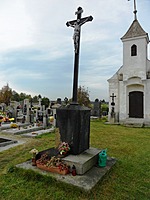 Centrální kříž na hřbitově, Rapšach | Kapličky Třeboňsko | MAS Třeboňsko