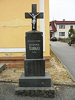 Kříž u Kaple sv. Václava, Domanín | Kapličky Třeboňsko | MAS Třeboňsko